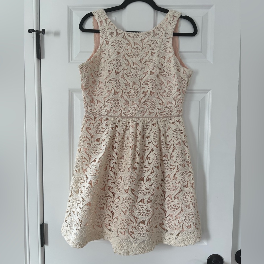 {tl} the letter Greylin lace dress